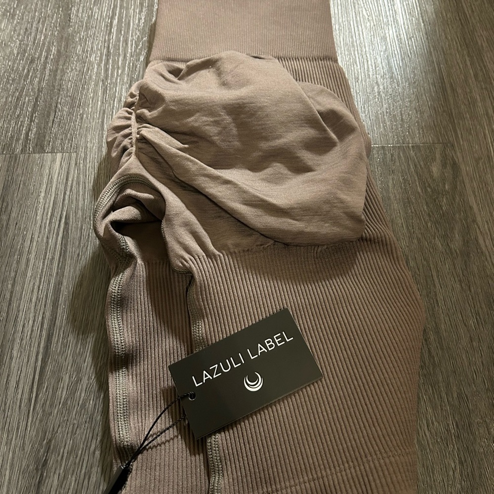 Lazuli Label Women's Athletic Shorts - Tan